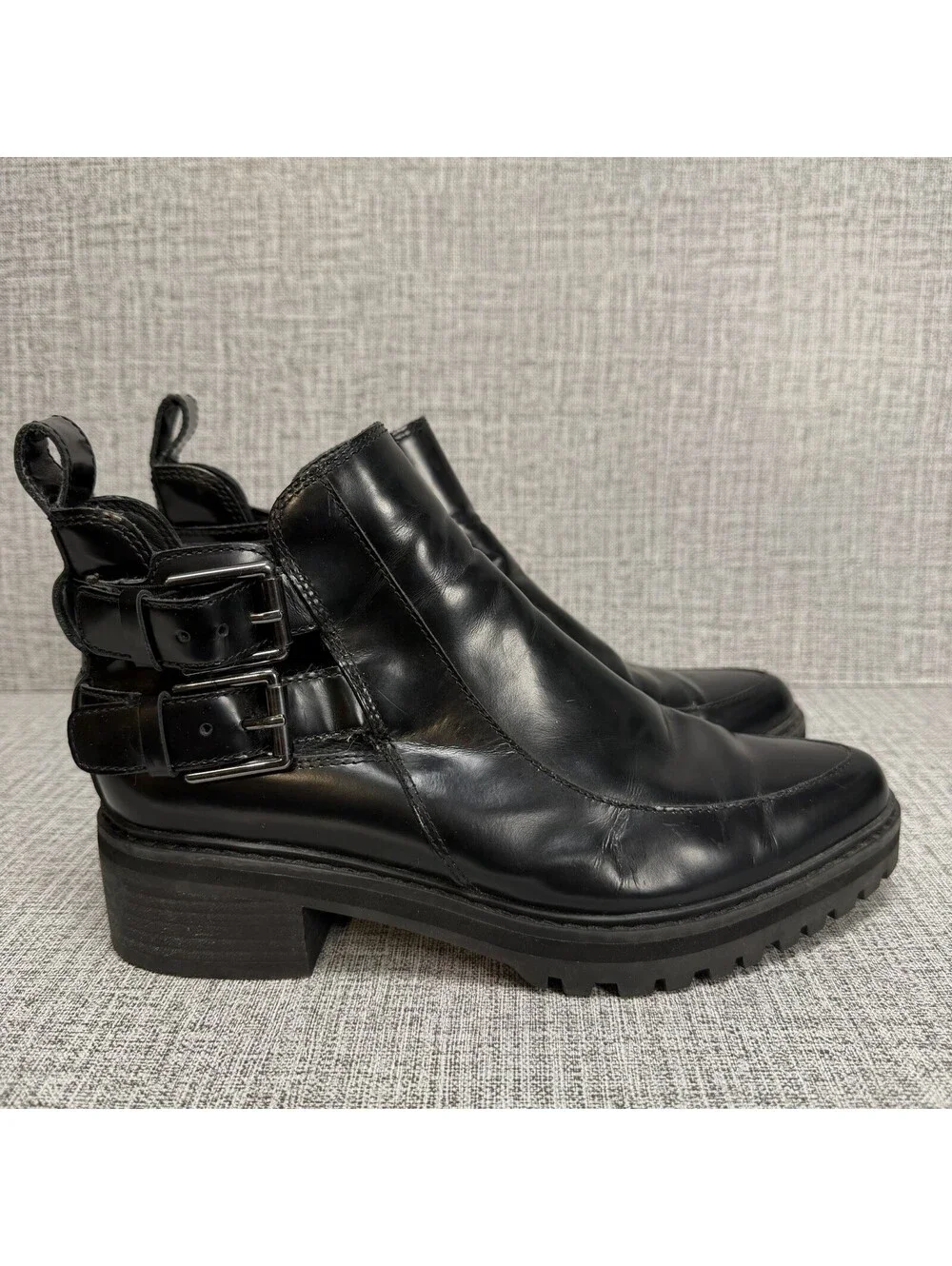 Clarks Boots Womens Size 7 Black Leather Chunky Lug Heel, Buckles, Ankle